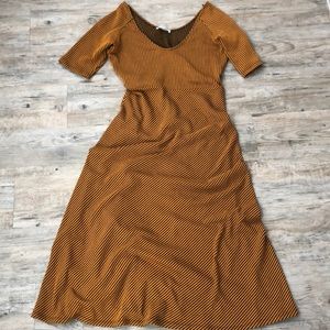 Zara 3/4 Sleeve Maxi Dress Gold M